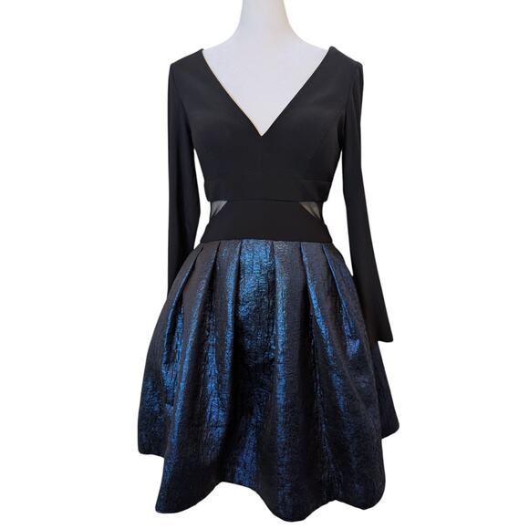 XSCAPE Blue Lurex V-Neck Fit and Flare Mesh Inset Dress Size 6 - Picture 2 of 8